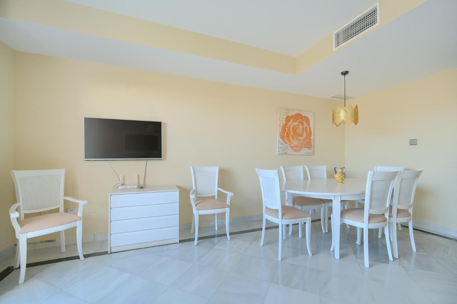 Cozy 3 Bed Duplex With Shared Swimming Pool In Nueva Andalucia Apartment *